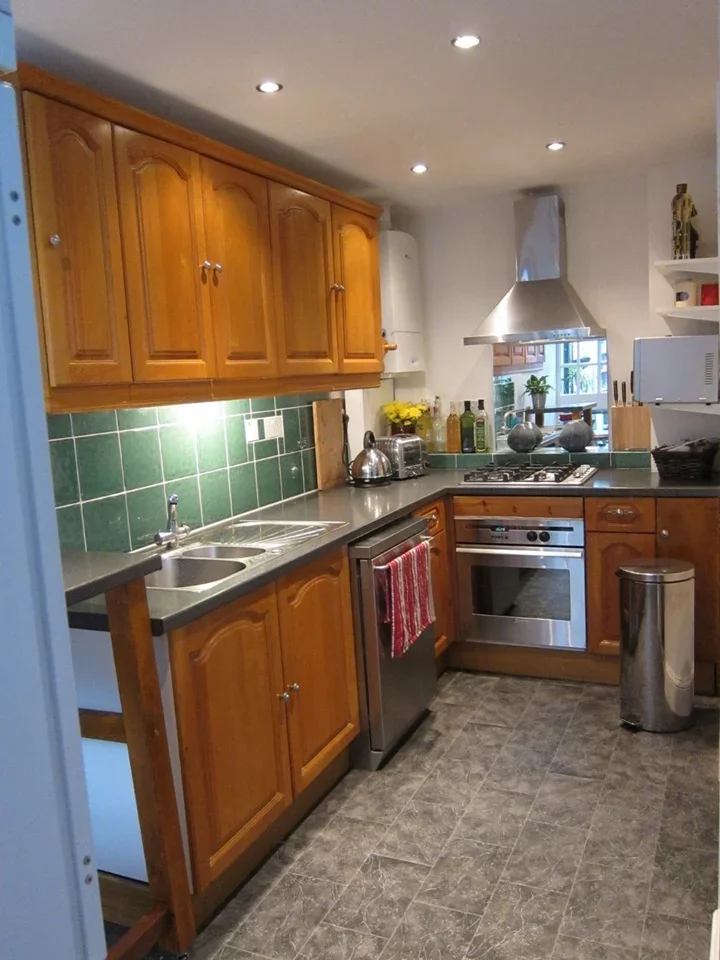 House Fairland Road in Greater London