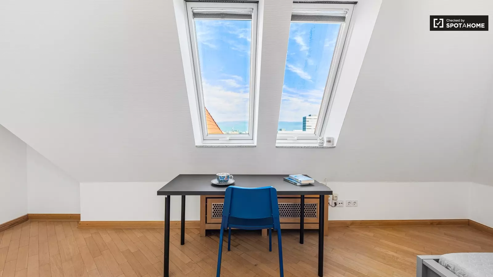 Wohnung Leibnizstraße in Berlin