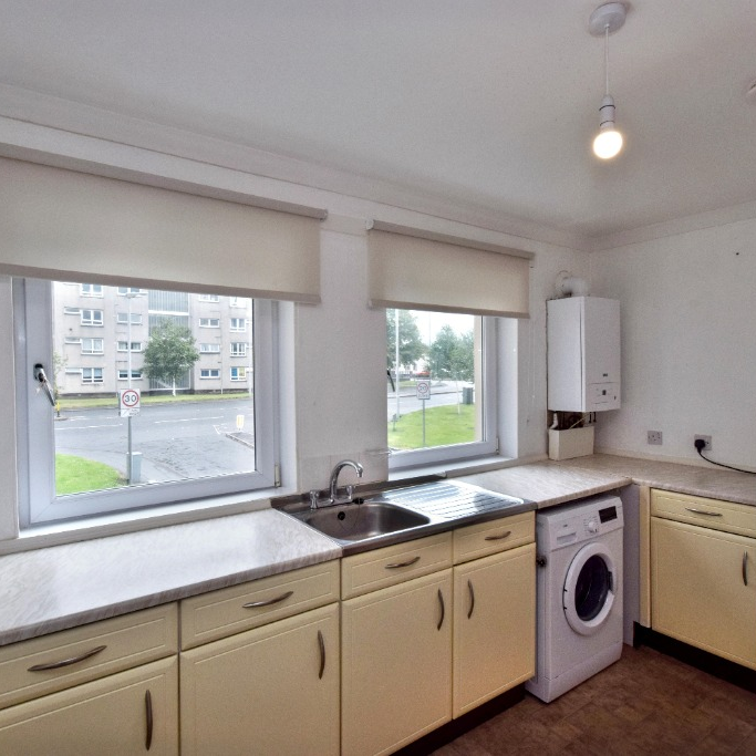 Flat Strathayr Place in Ayr