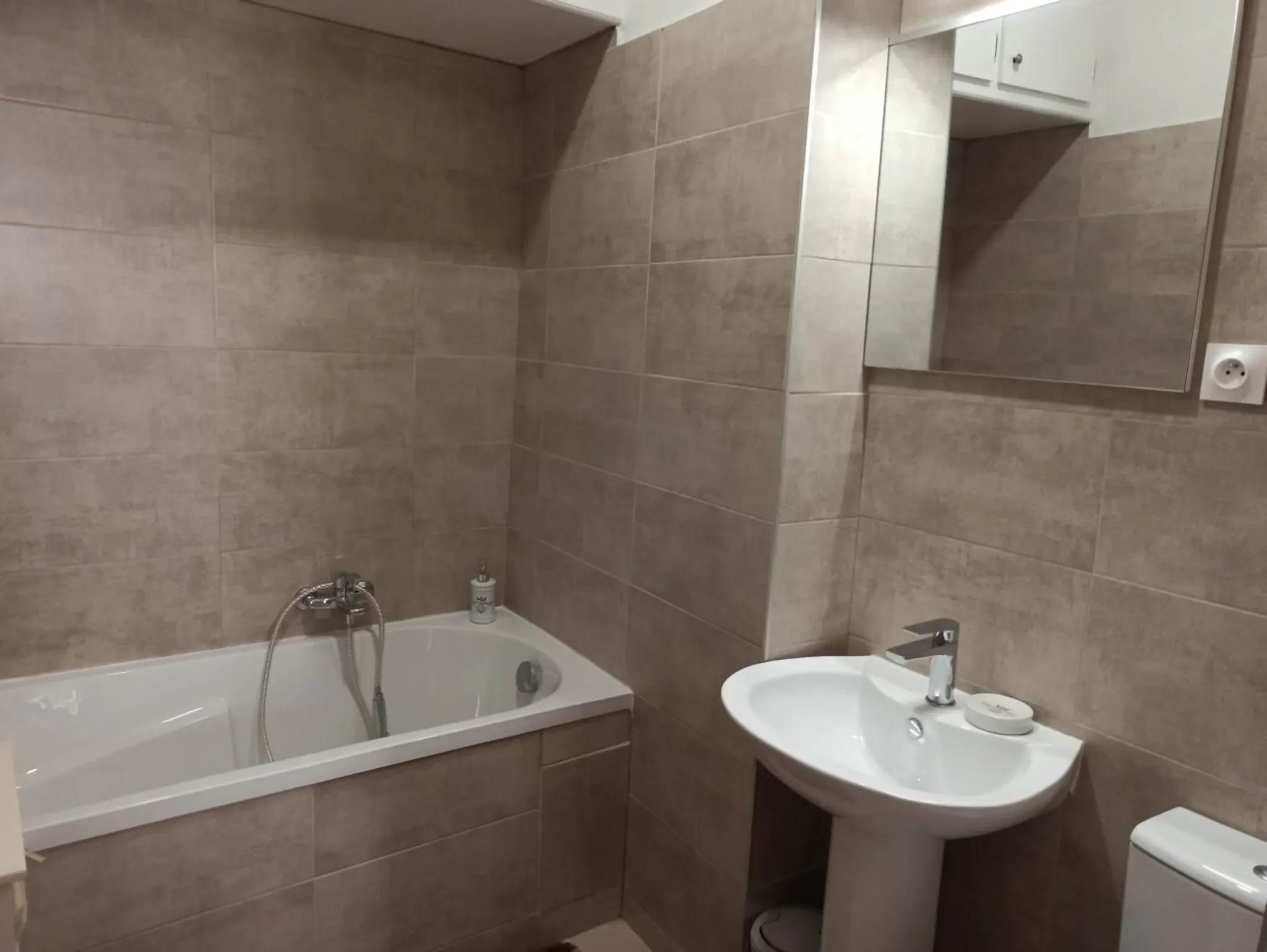 Flat Rue Francis Marcero in Narbonne