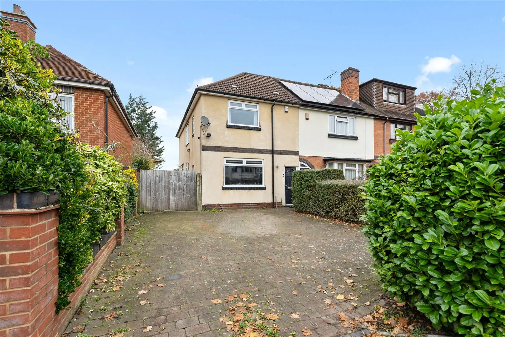 House Union Road in Shirley