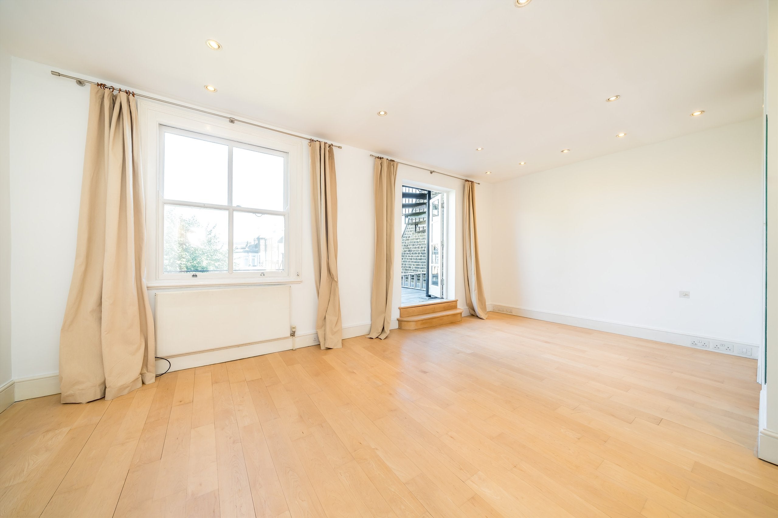 Flat Nevern Square in Greater London
