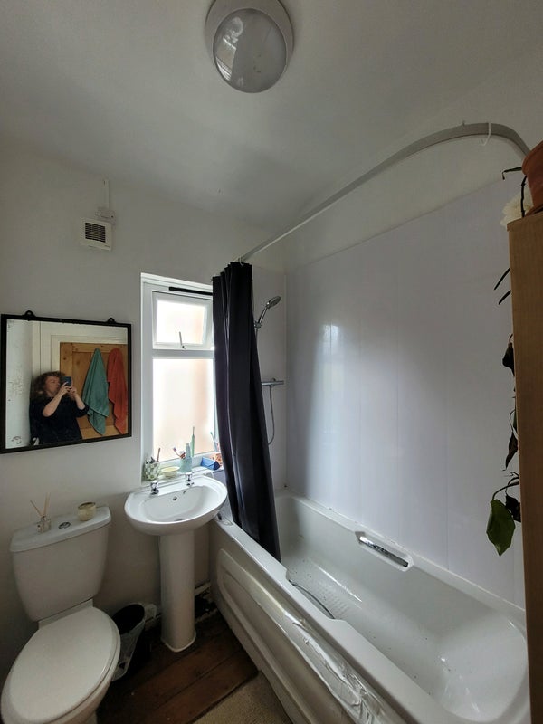 Room Victoria Road in Manchester