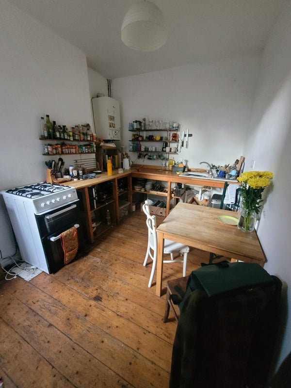 Room Victoria Road in Manchester