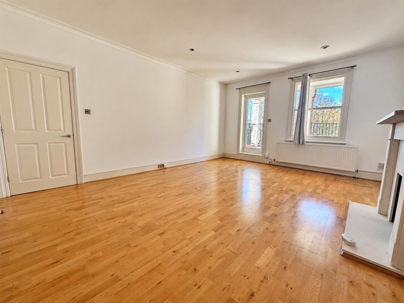 Flat Langland Gardens in Greater London