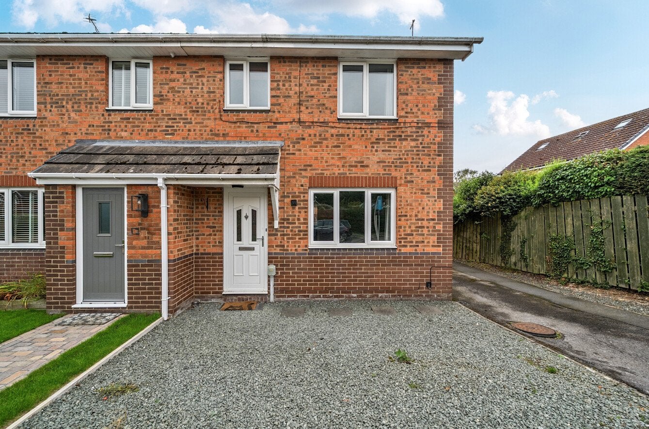 House Inglefield Close in Woodmansey
