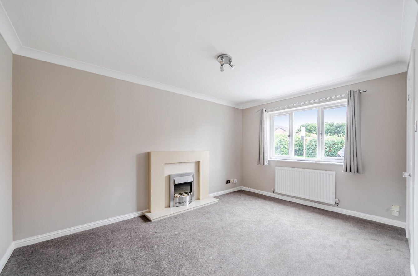 House Inglefield Close in Woodmansey