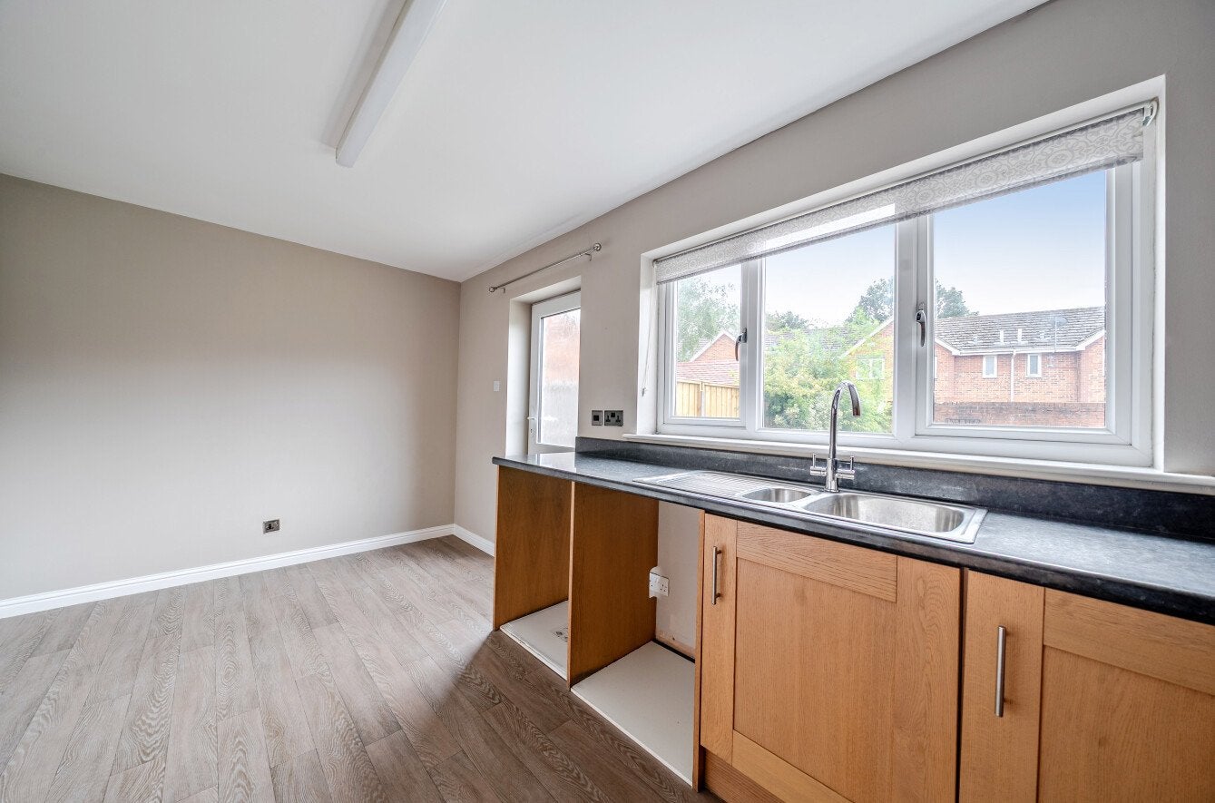 House Inglefield Close in Woodmansey