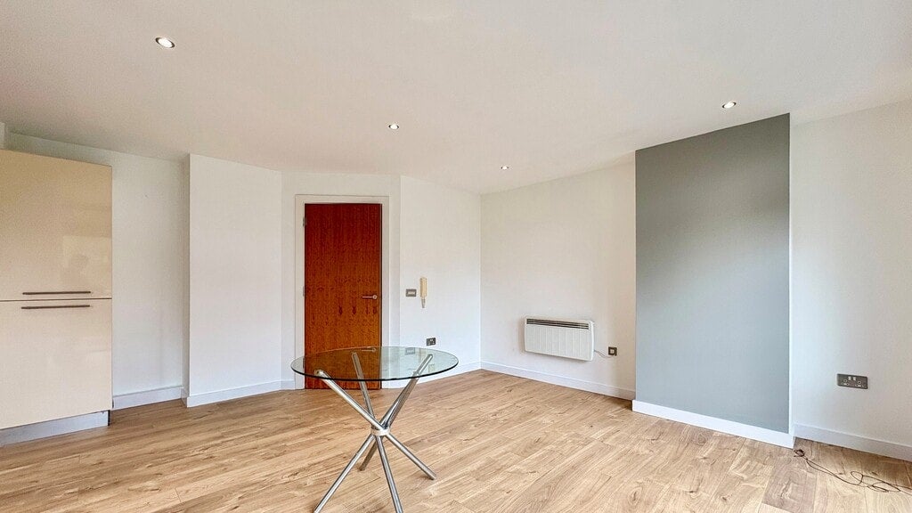 Flat Gotts Road in Leeds