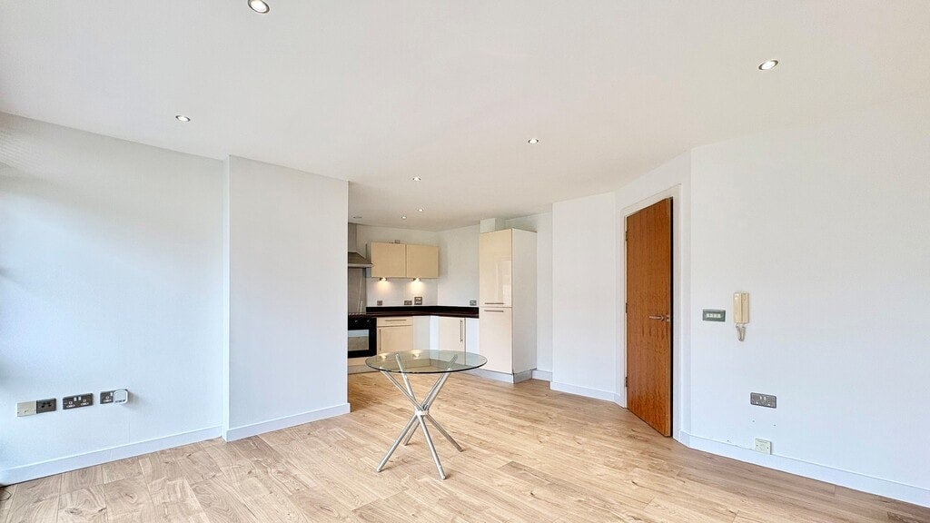 Flat Gotts Road in Leeds