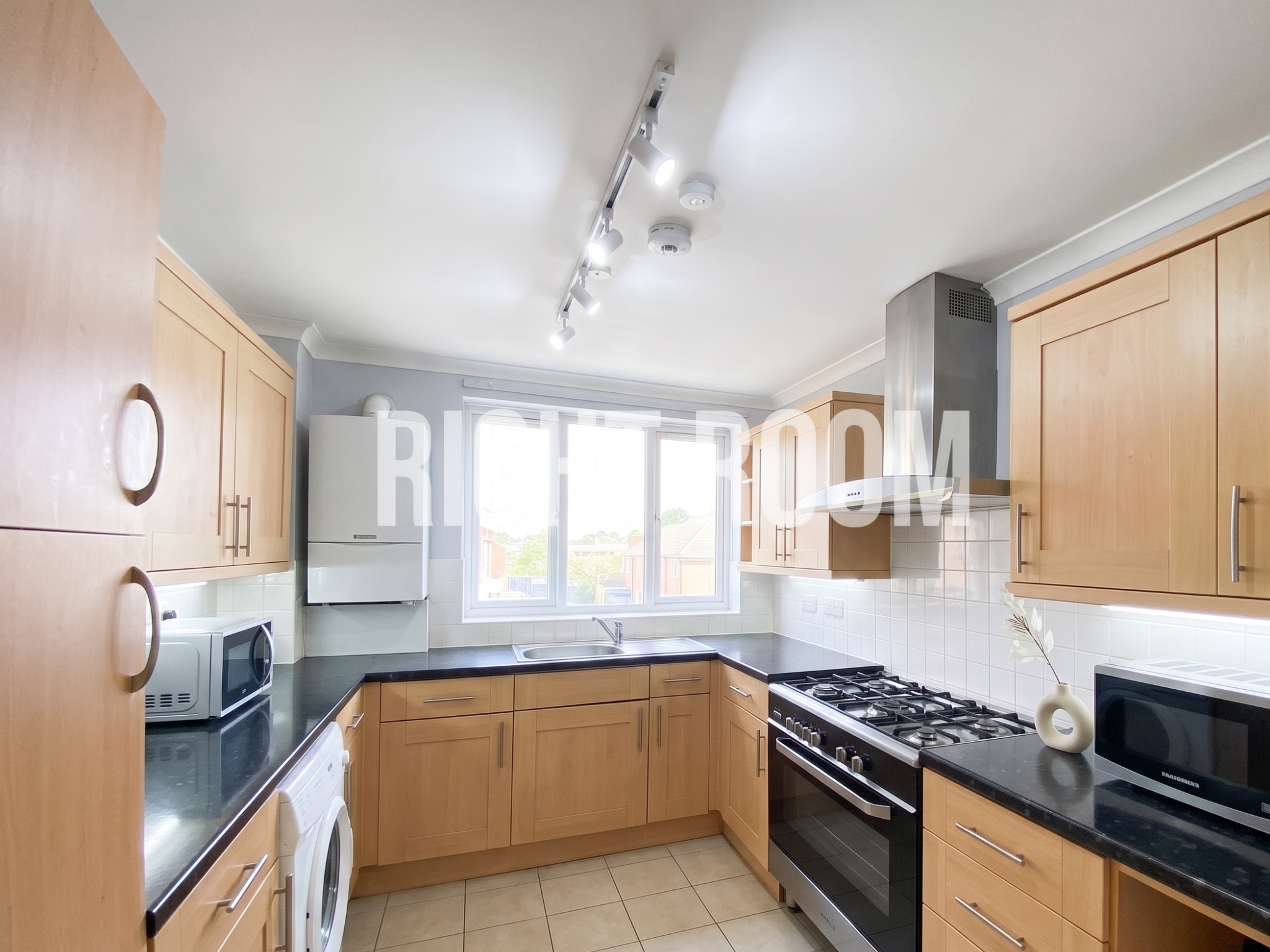 Room Goodinge Close in Greater London