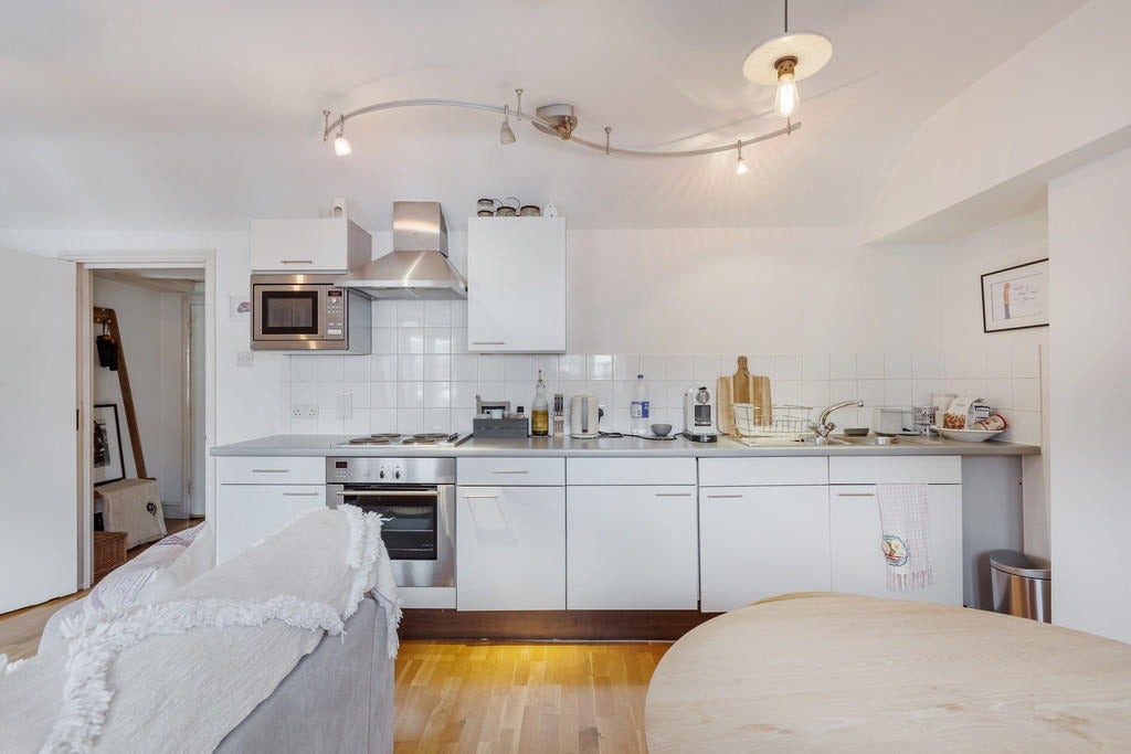 Flat Charlotte Street in Greater London