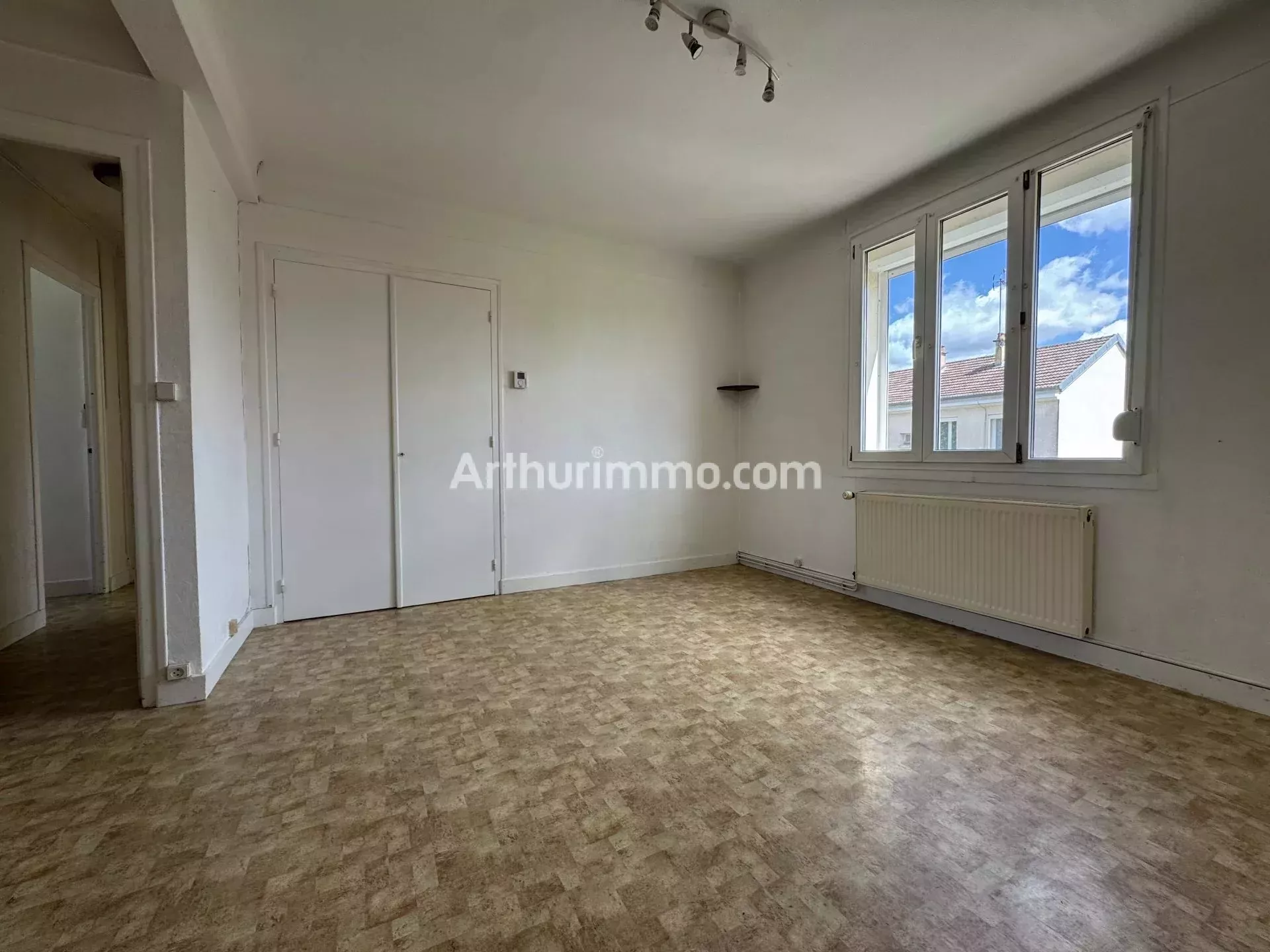 Flat Rue de Tavaux in Molay