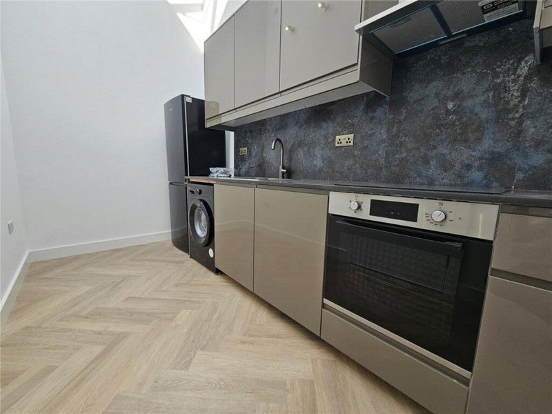 Flat North End in Greater London