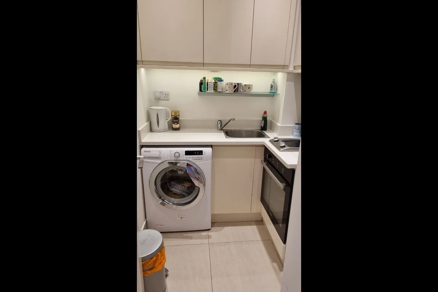 Flat Queensway in City of Westminster