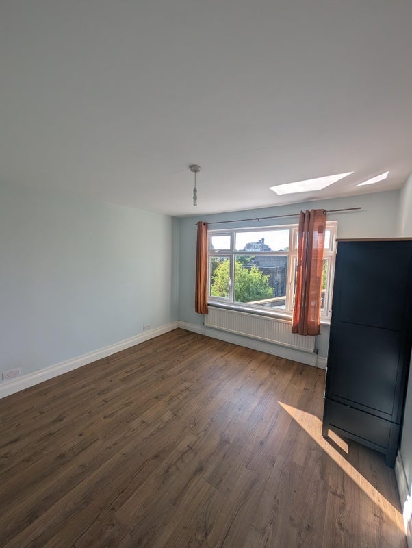 Room Langton Rise in Greater London