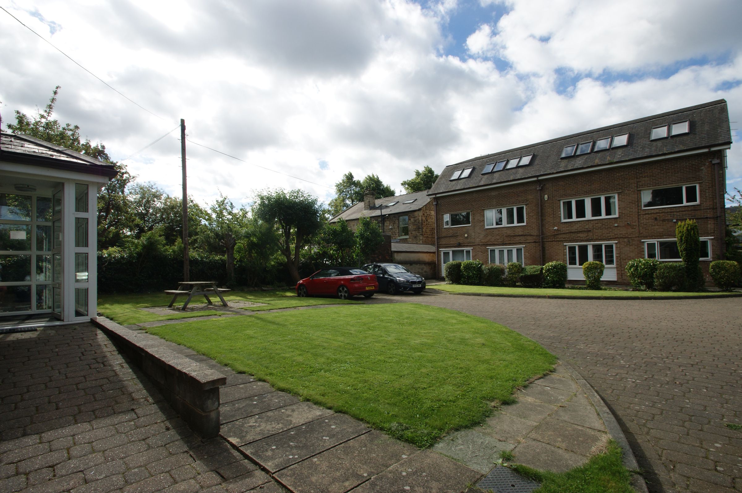 Flat Norfolk Road in Sheffield