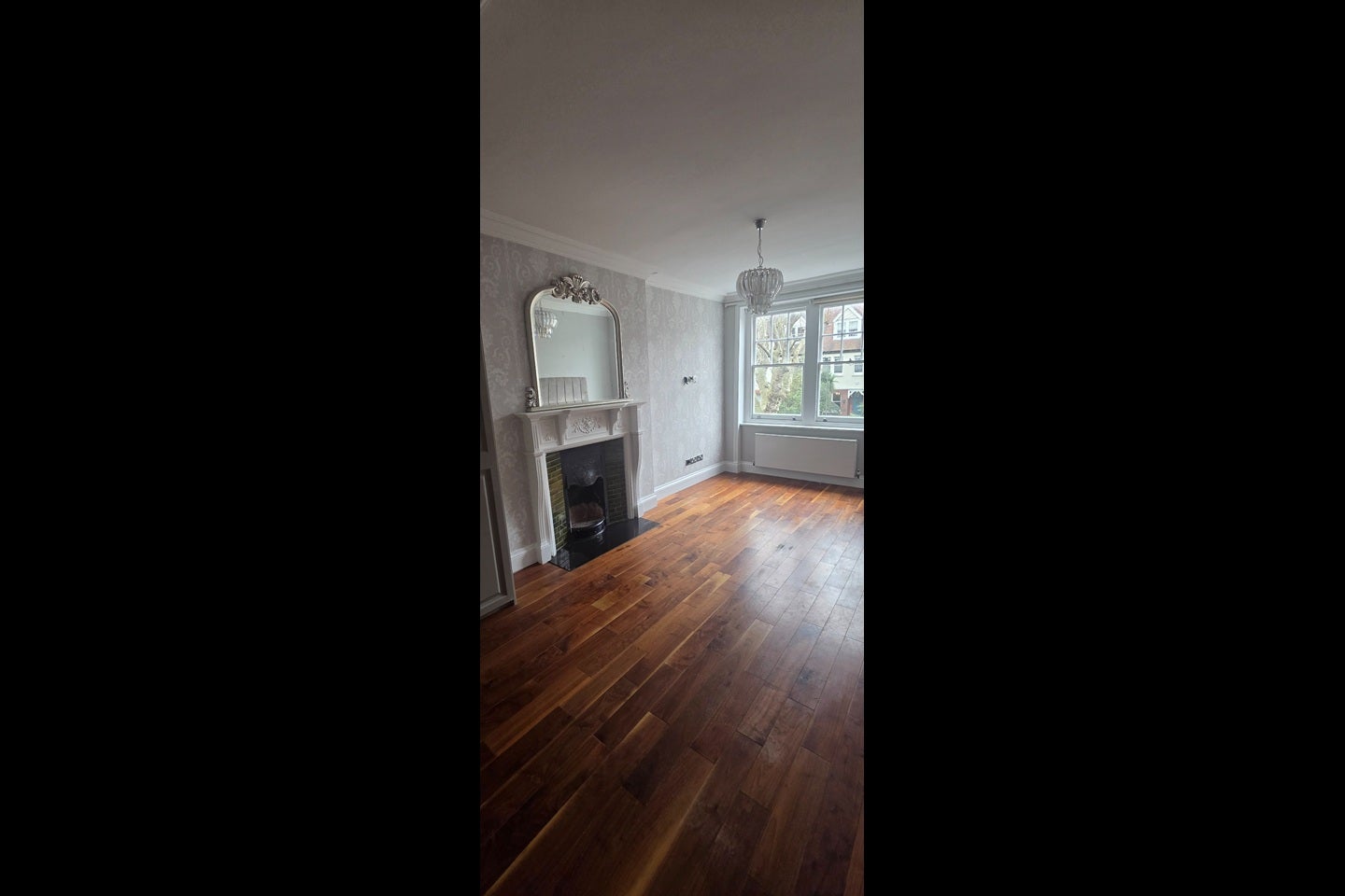 Flat Dartmouth Road in Greater London