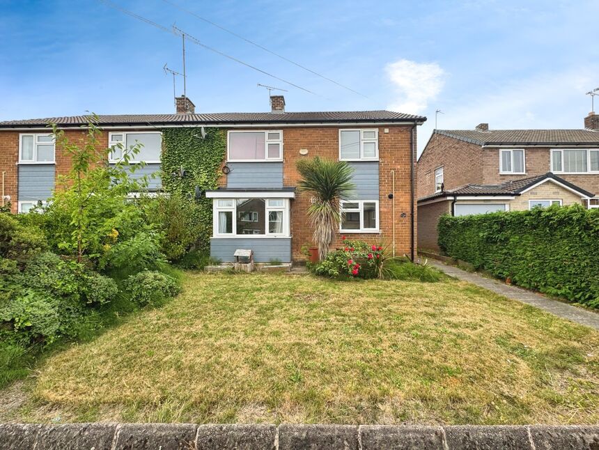Flat Rotherwood Avenue in Rotherham
