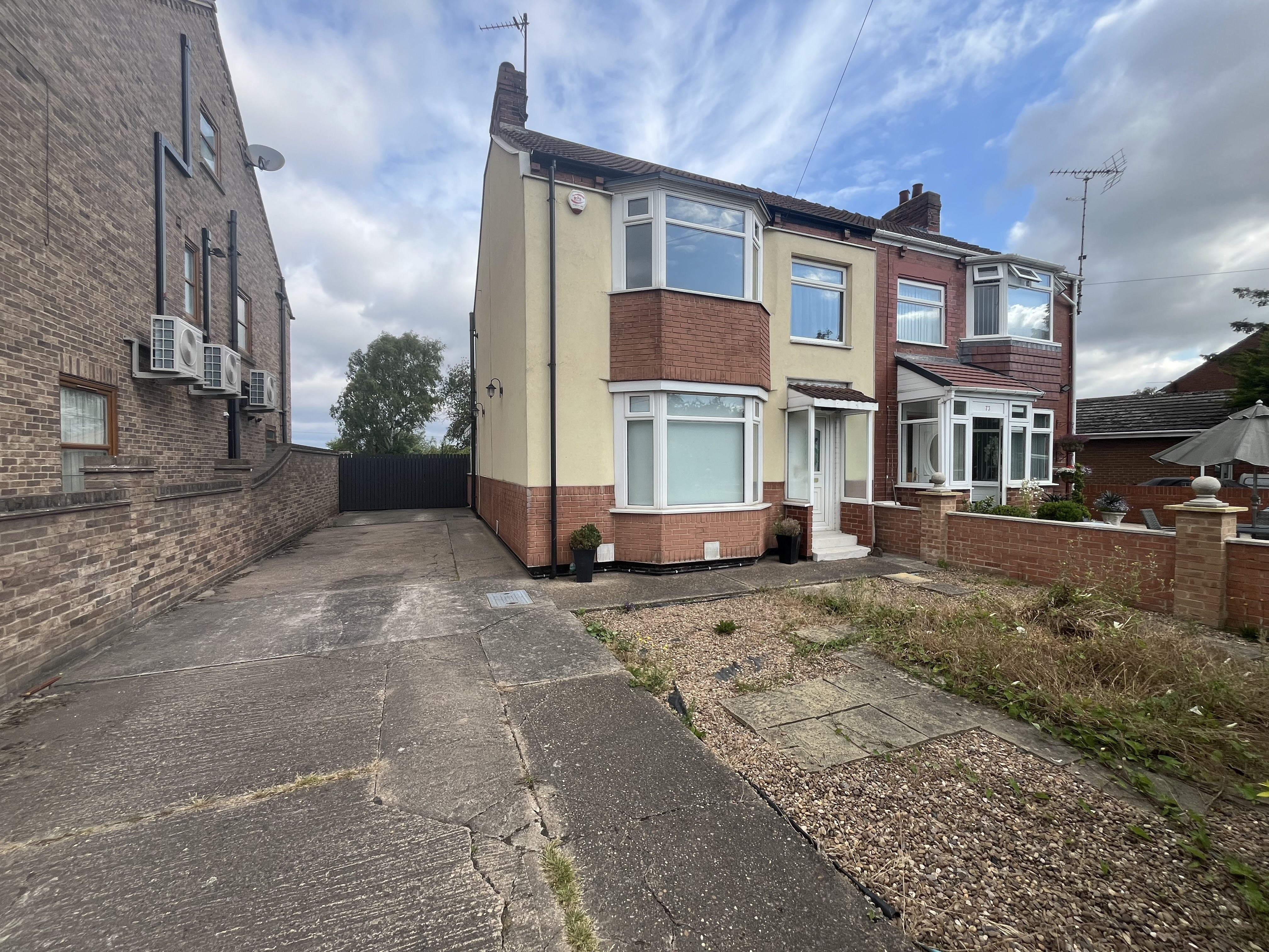House Hall Villa Lane in Doncaster