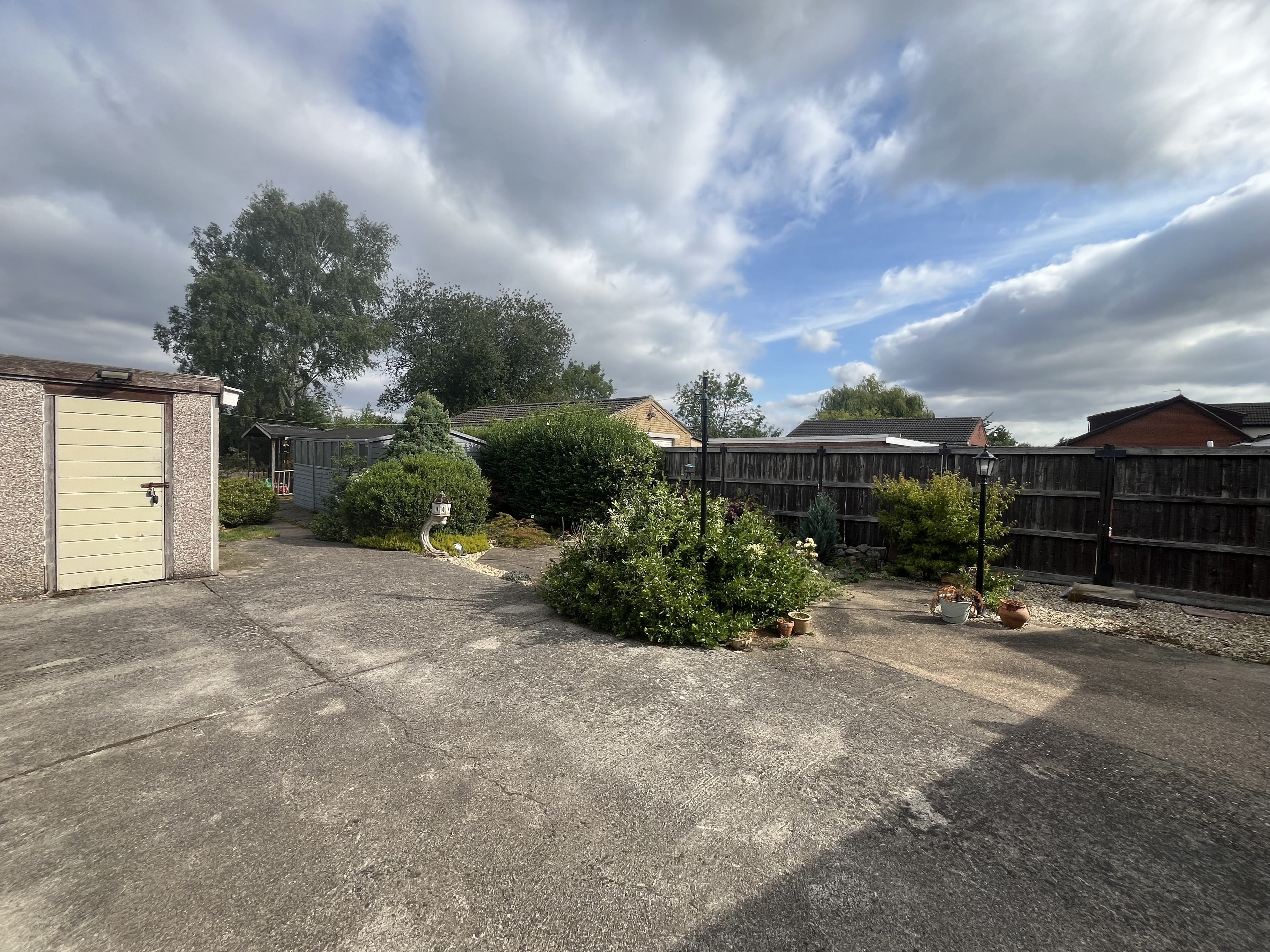 House Hall Villa Lane in Doncaster
