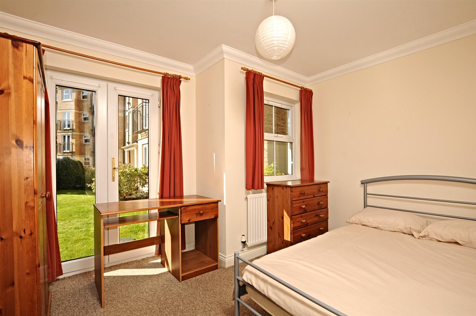 Flat Venneit Close in Oxford