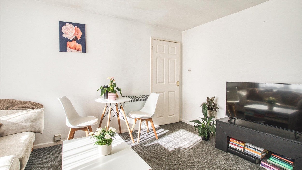 Flat Brookhouse Street in Derby
