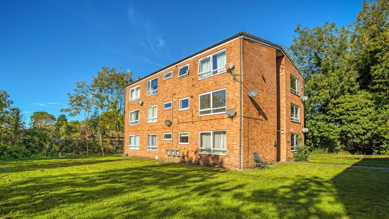 Flat Brookhouse Street in Derby
