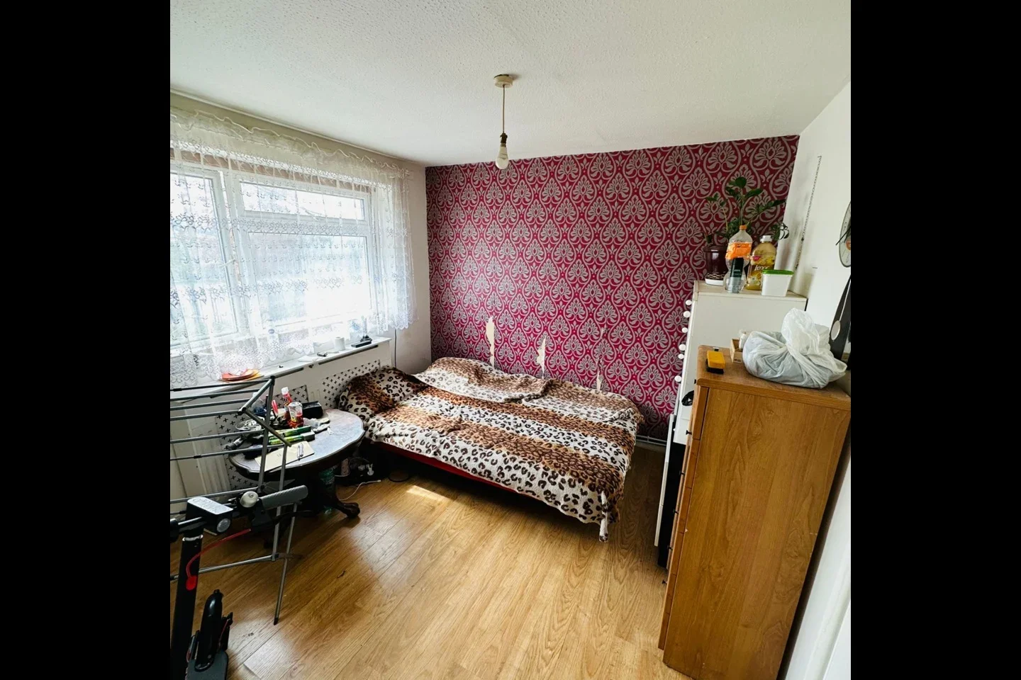 House Rose Walk in Slough
