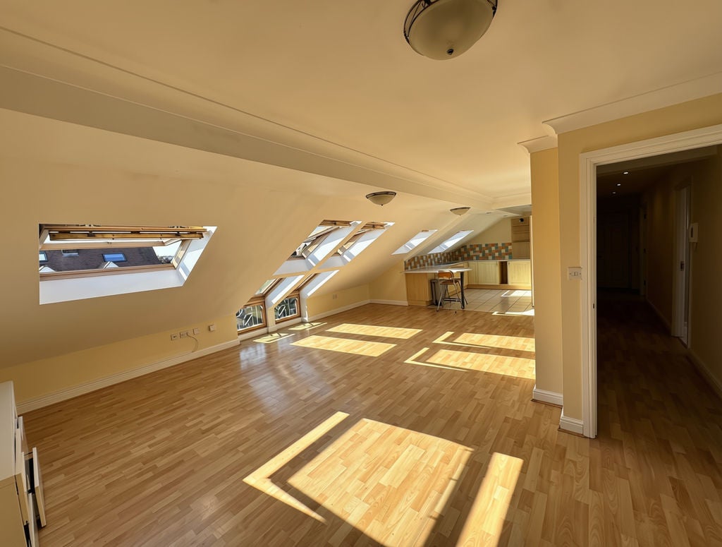 Flat Hucknall Road in Nottingham