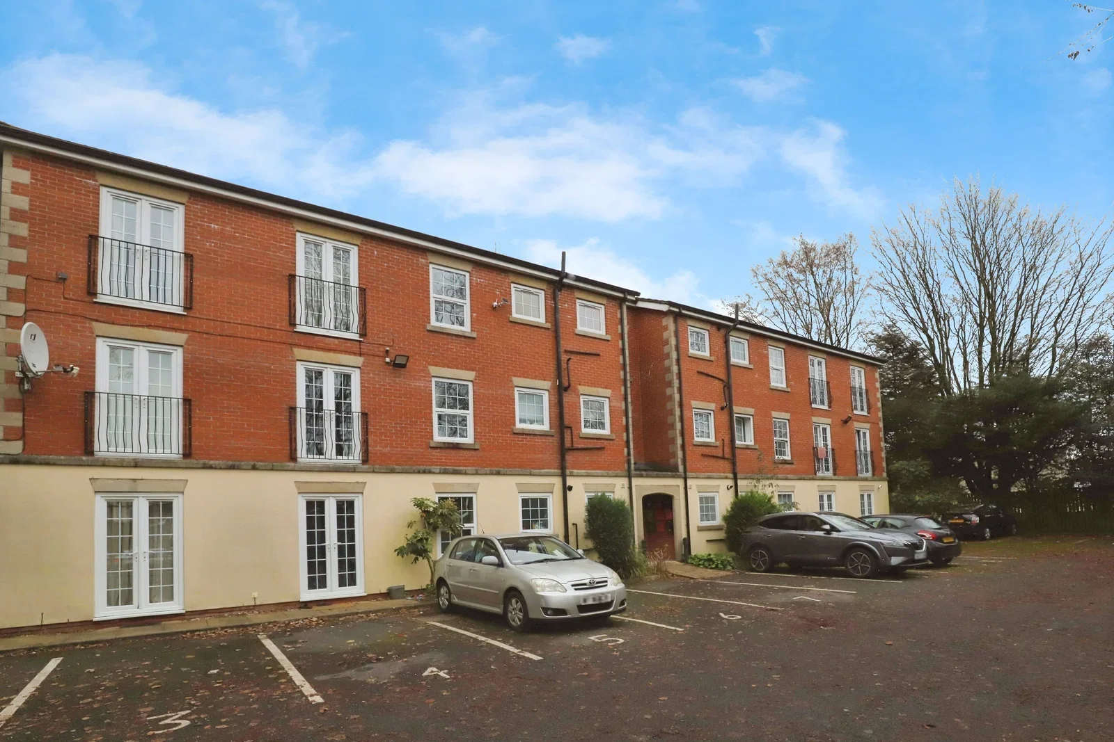 Flat Hollins Street in Farnworth