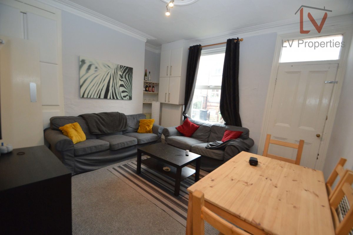 Flat Ashville Terrace in Leeds
