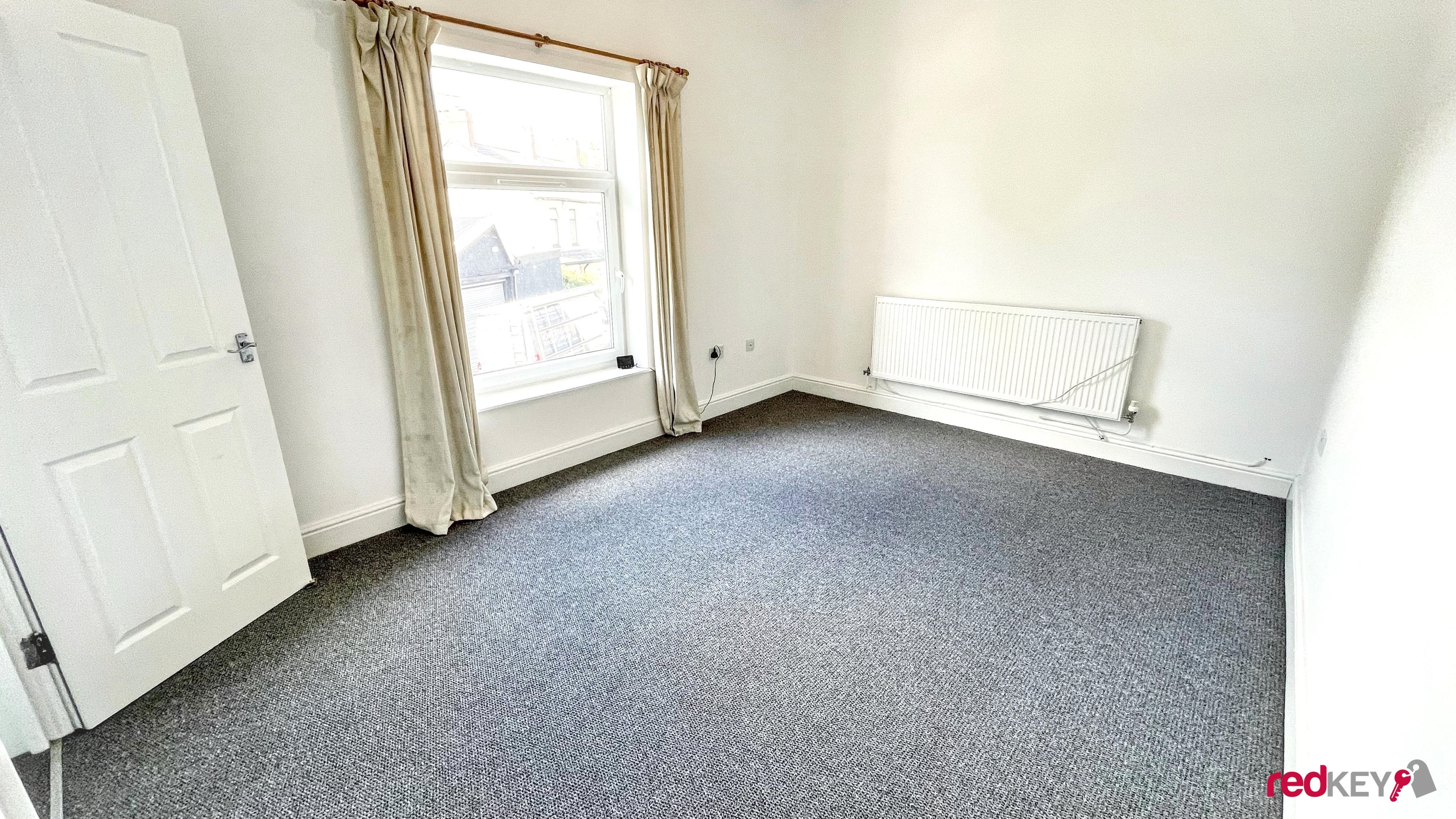 Flat Vivian Road in Newport