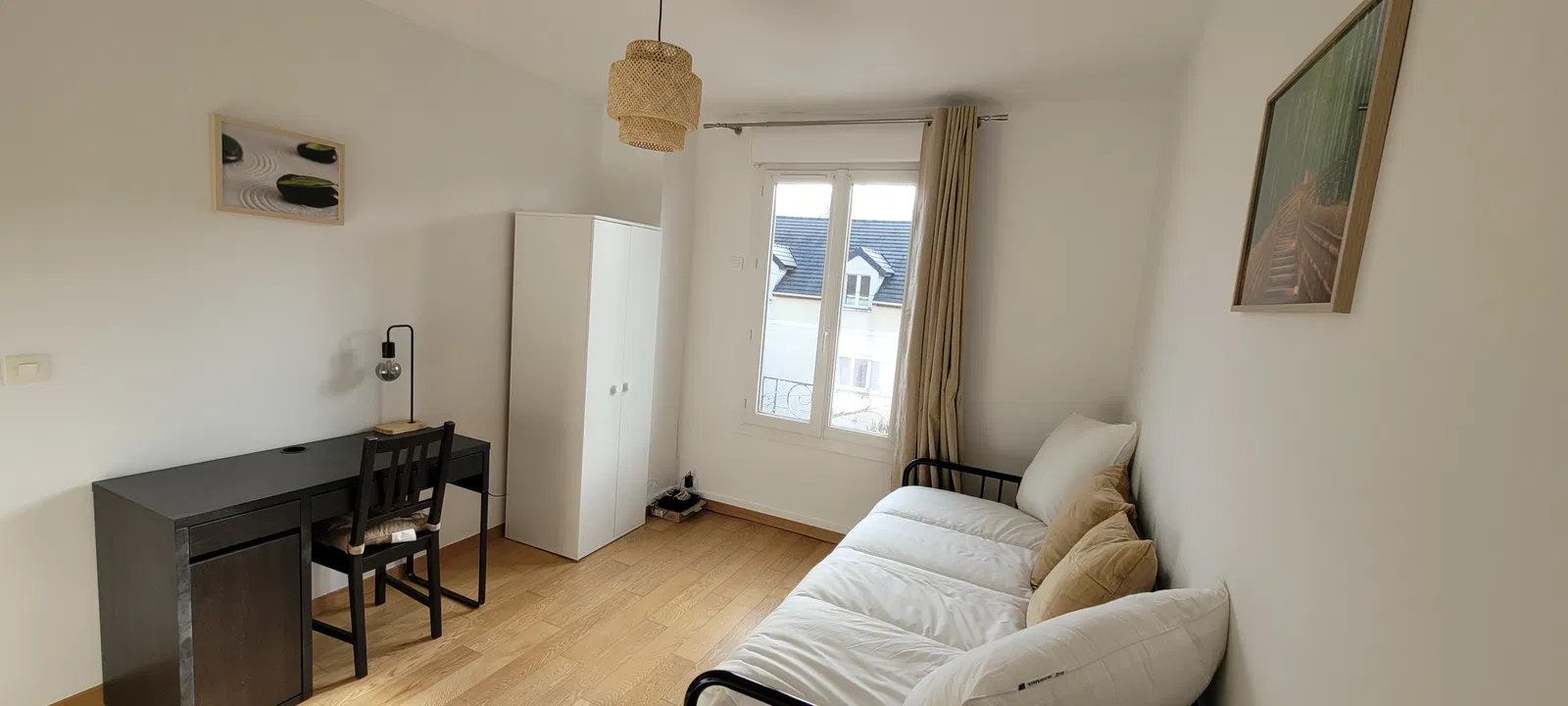 Room Avenue Marceau in Trappes