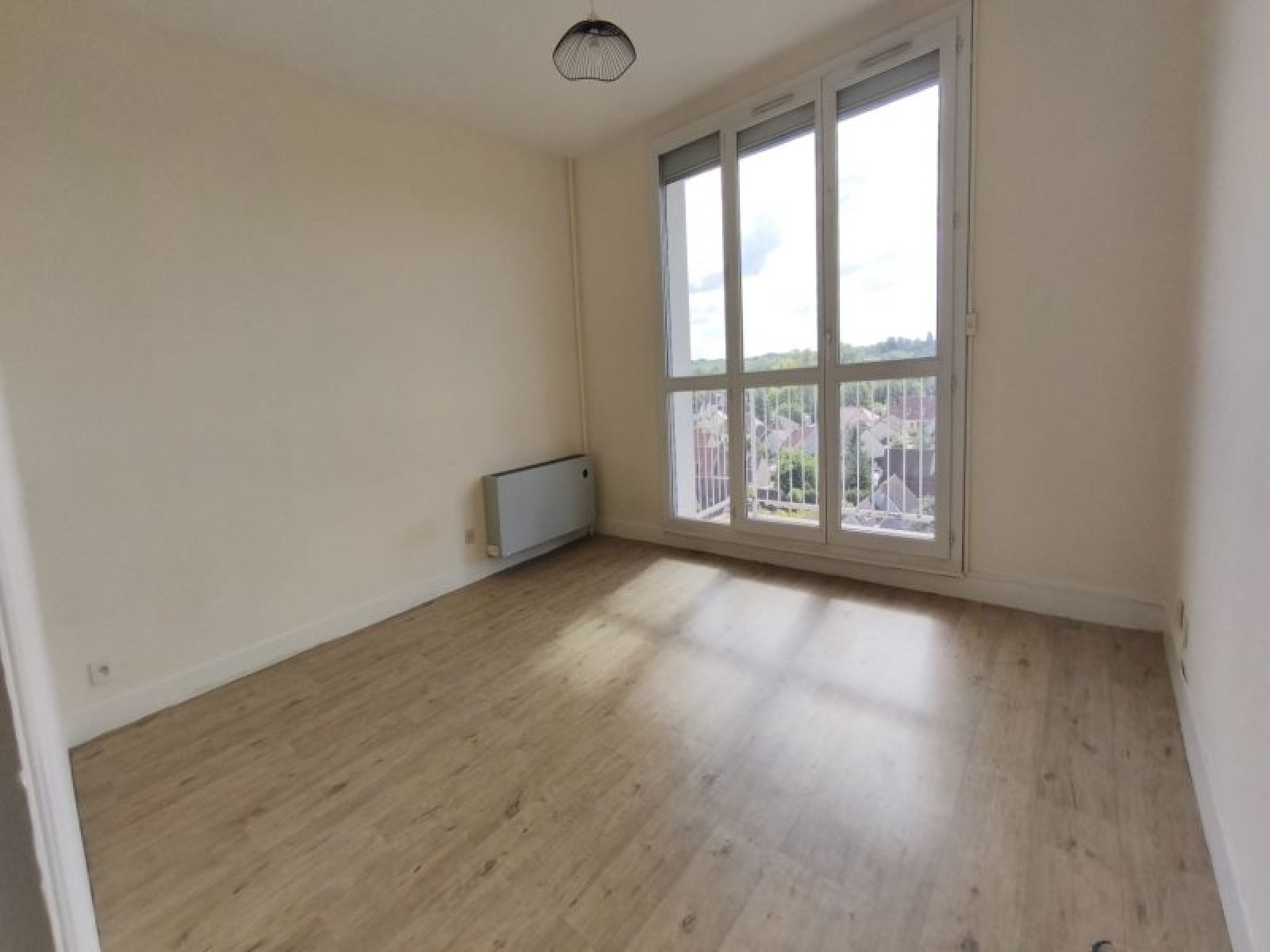 Flat Rue Georges Clemenceau in Troyes