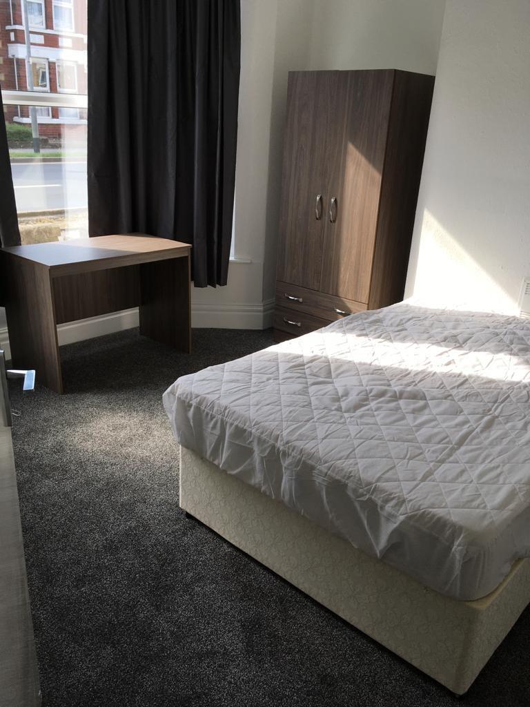Room Cranbrook Avenue in Hull