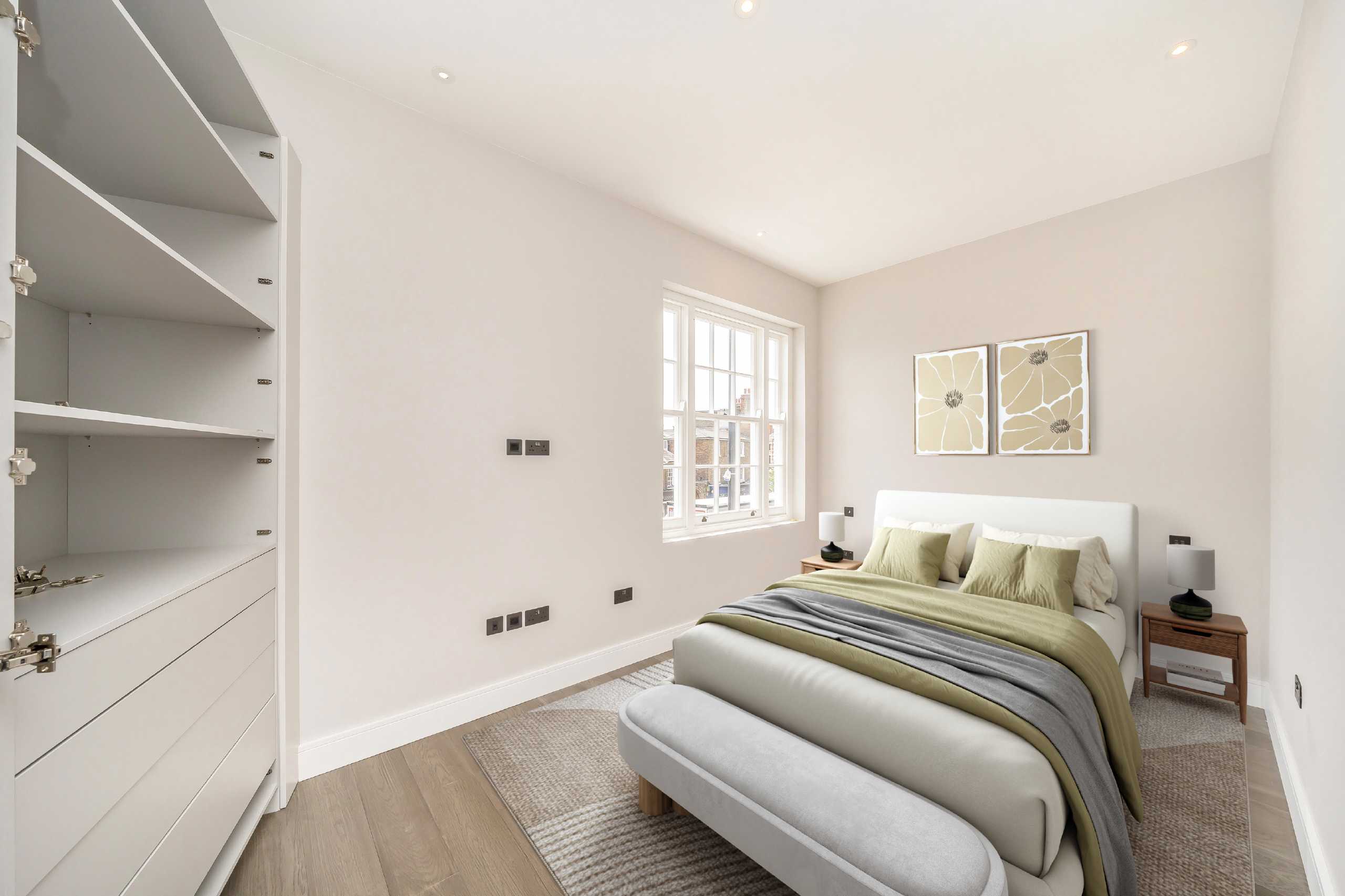 Flat Lancaster Place in Greater London