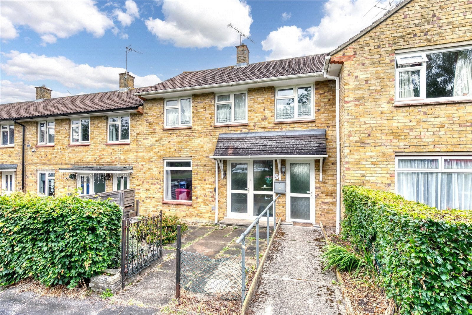 House Aldenham Terrace in Bracknell