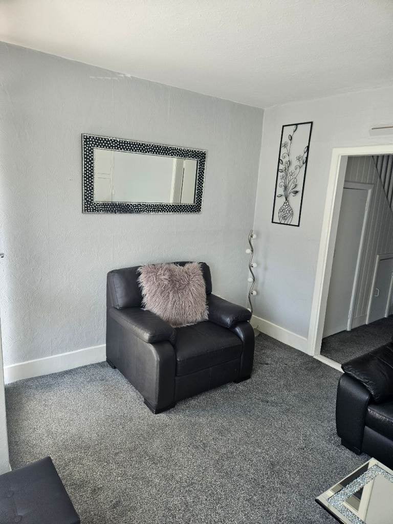Flat Whitehall Mews in Belfast