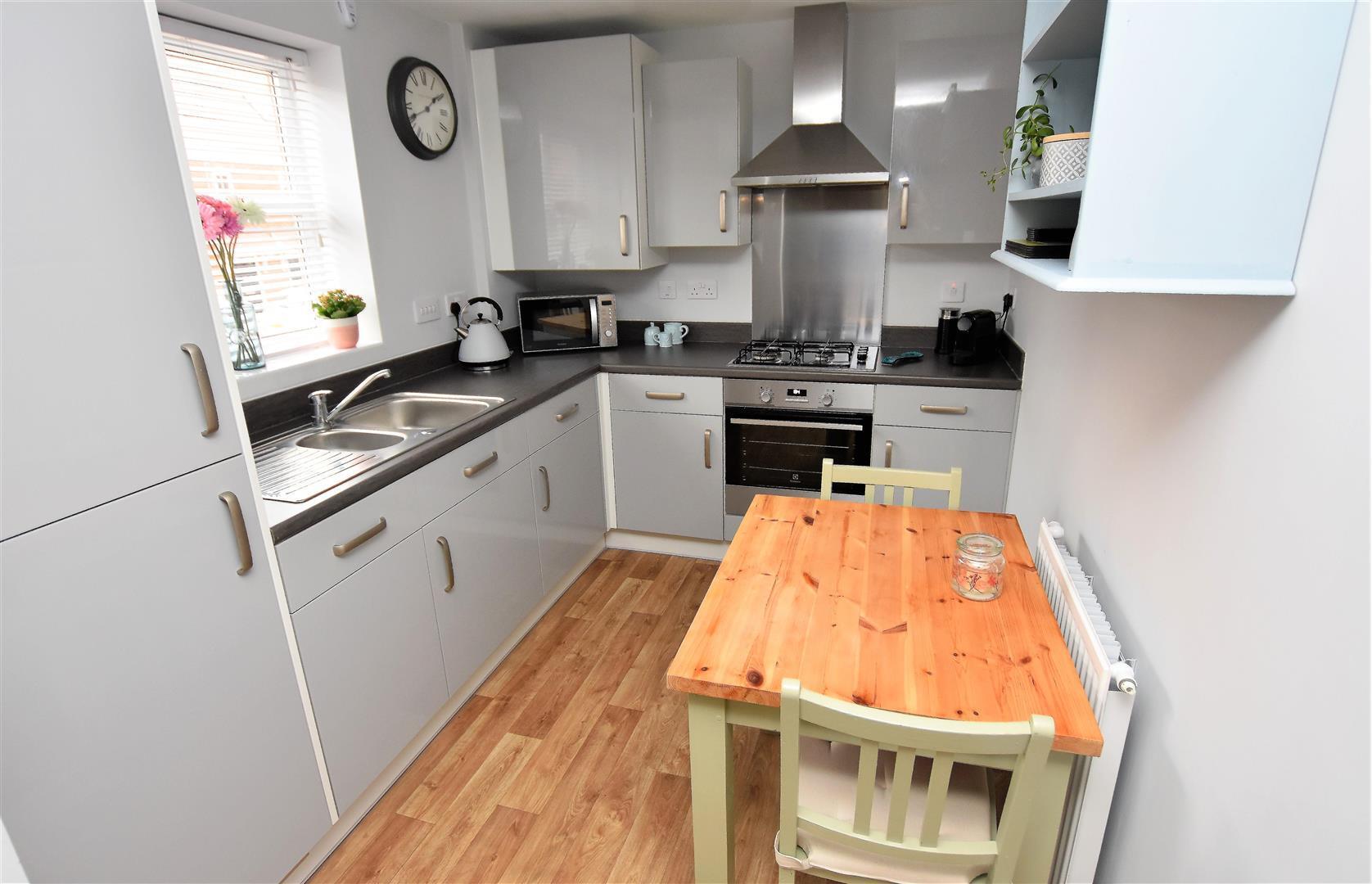 Flat Escelie Way in Birmingham