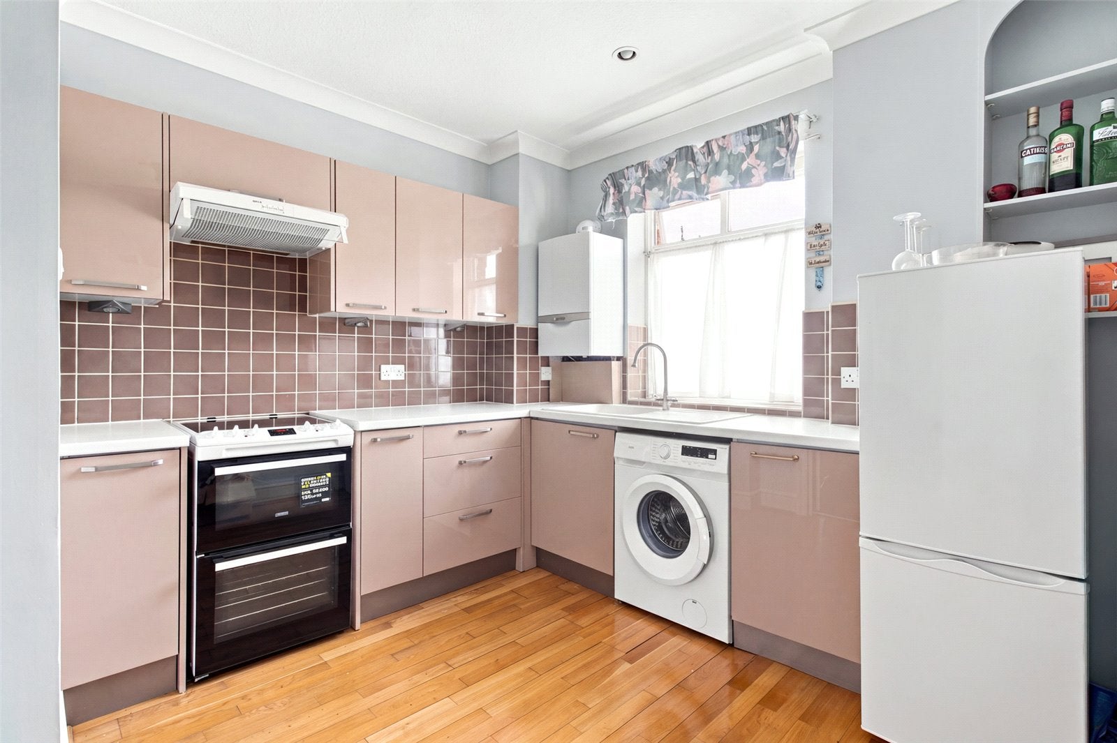 Flat Gloucester Terrace in City of Westminster