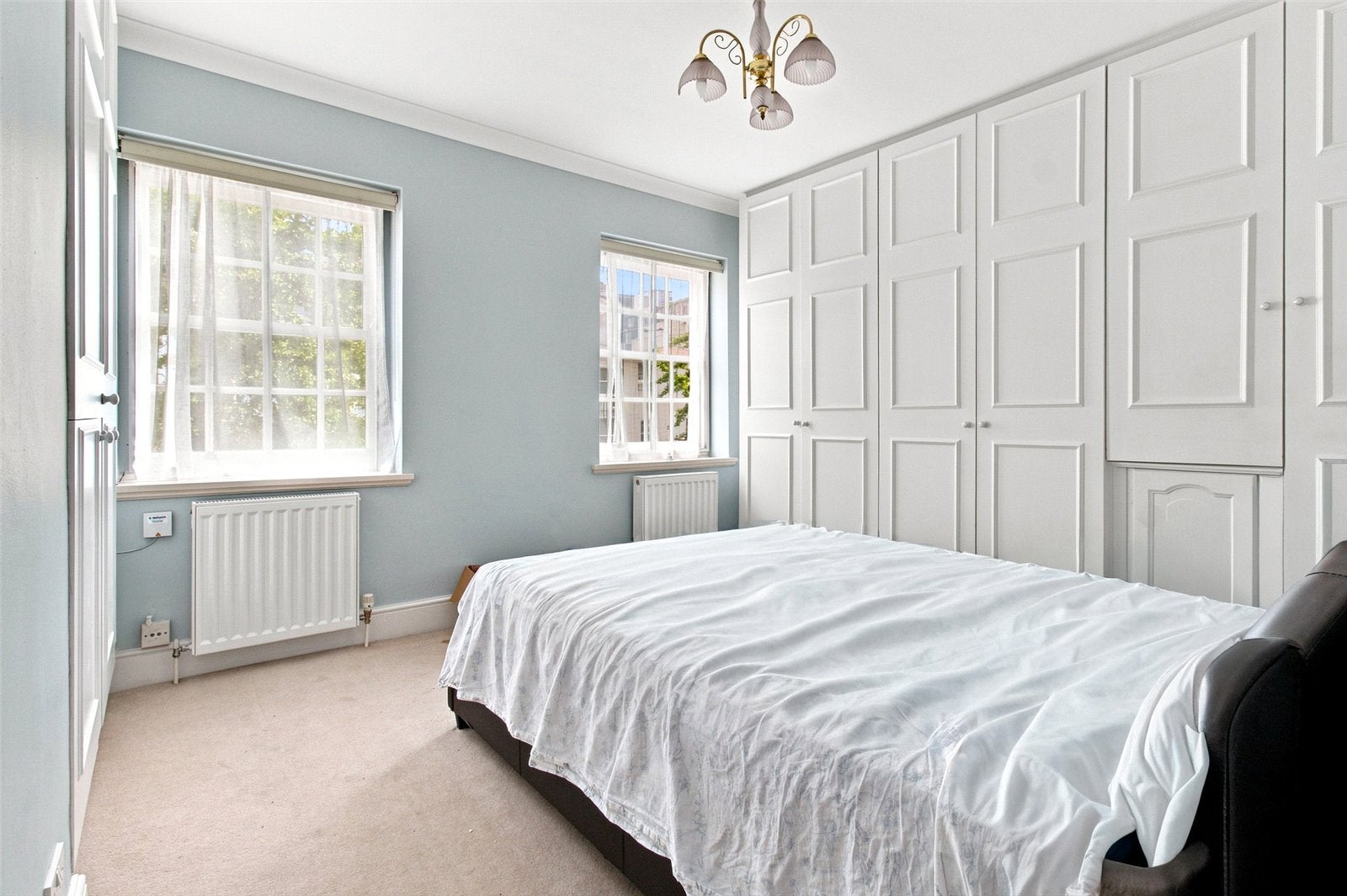 Flat Gloucester Terrace in City of Westminster