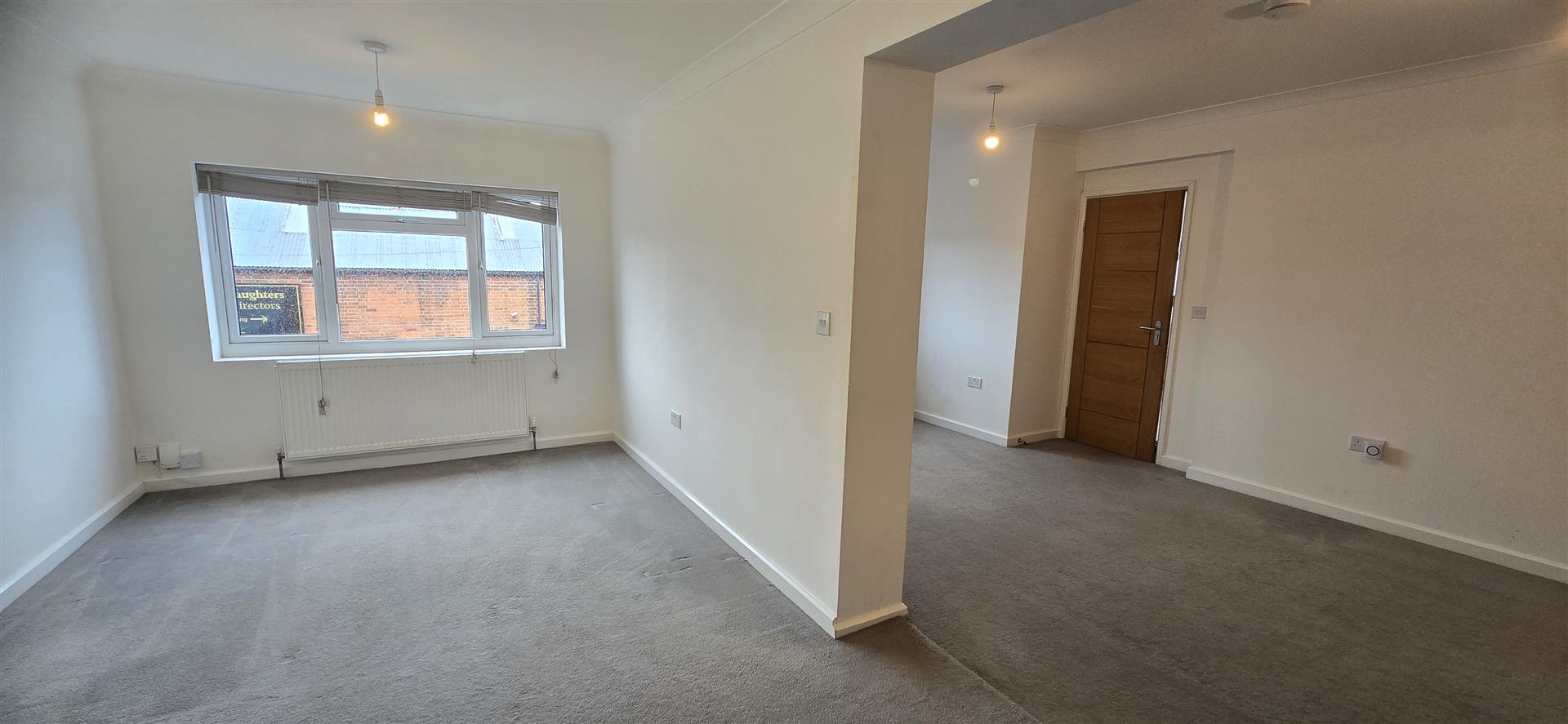 Flat Caversham Road in Reading