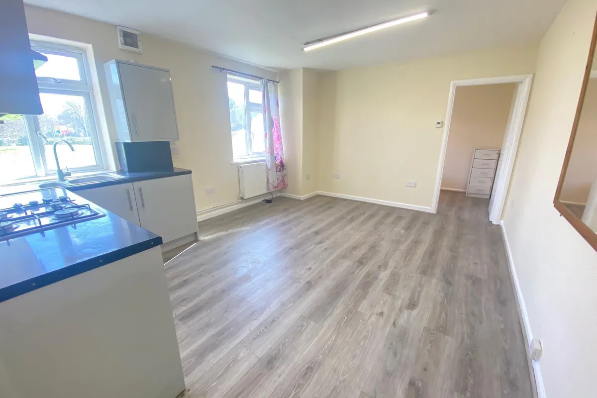 Flat Amberry Court in Harlow