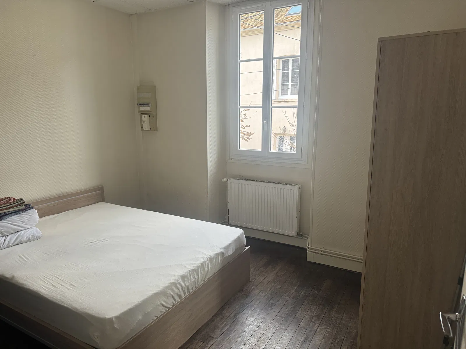 Chambre Boulevard Charles de Gaulle à Mennecy
