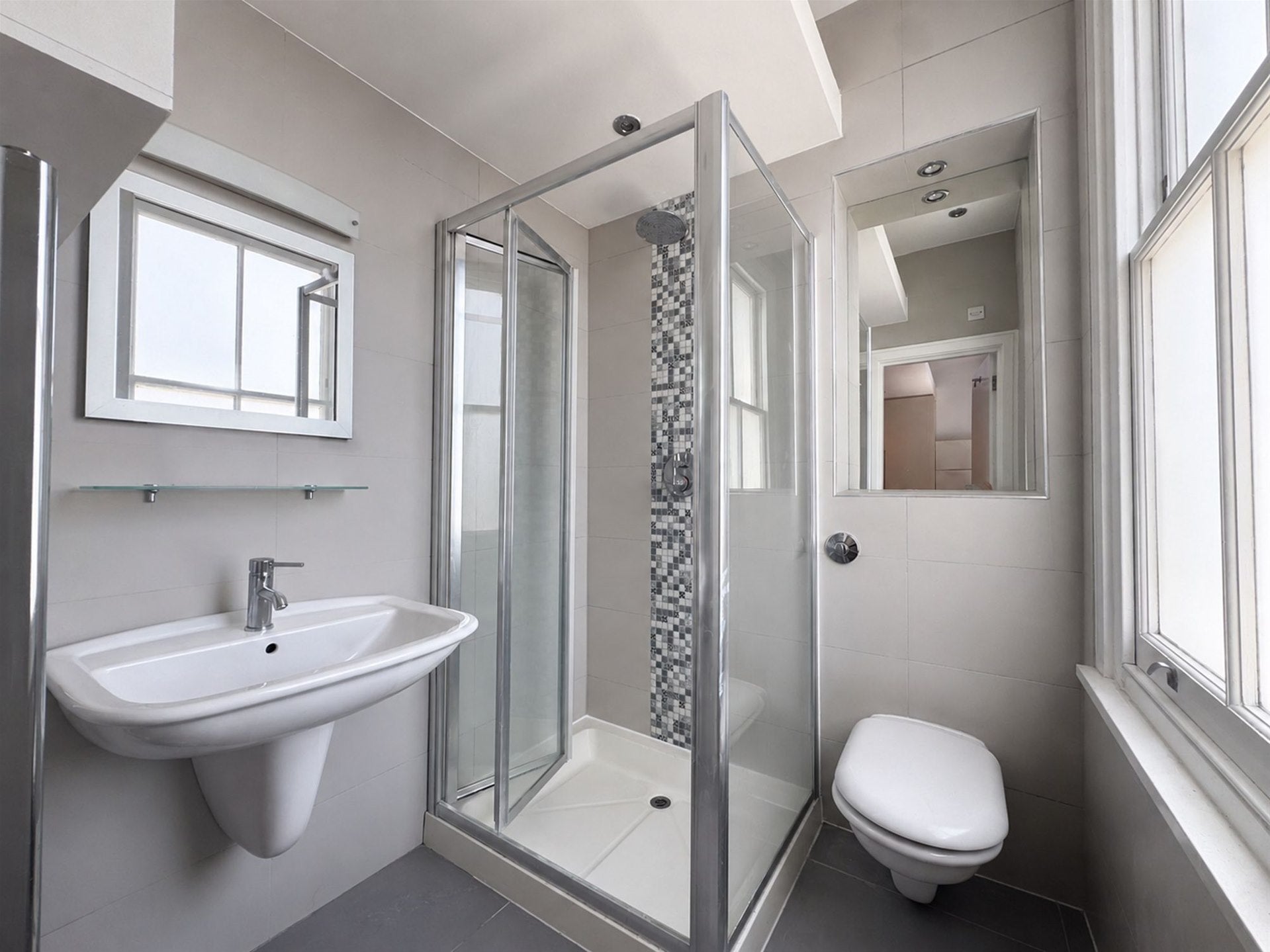 Flat Castellain Road in City of Westminster