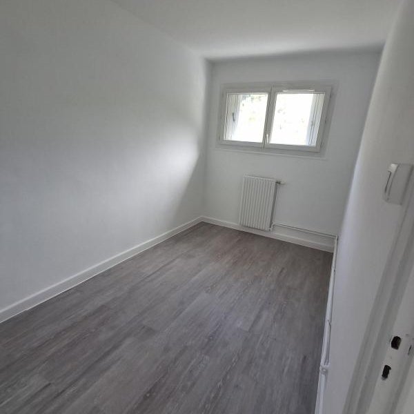 Appartement Avenue du Medecin Général Viallet à Saint-Égrève