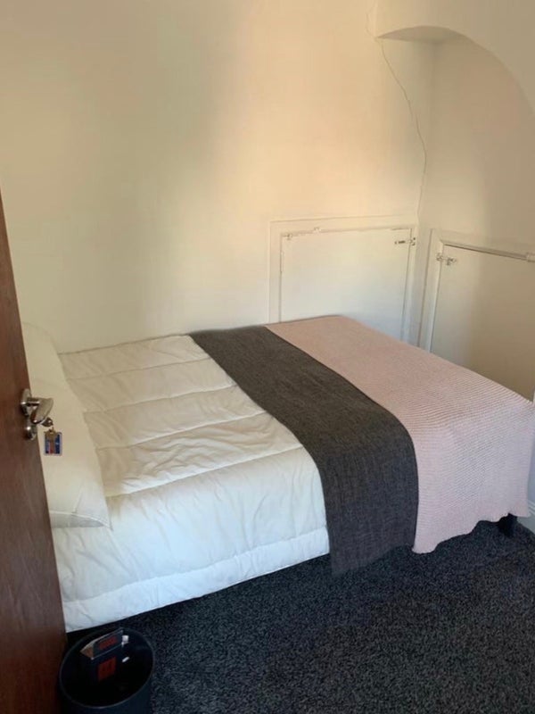 Room Bristol Road in Birmingham