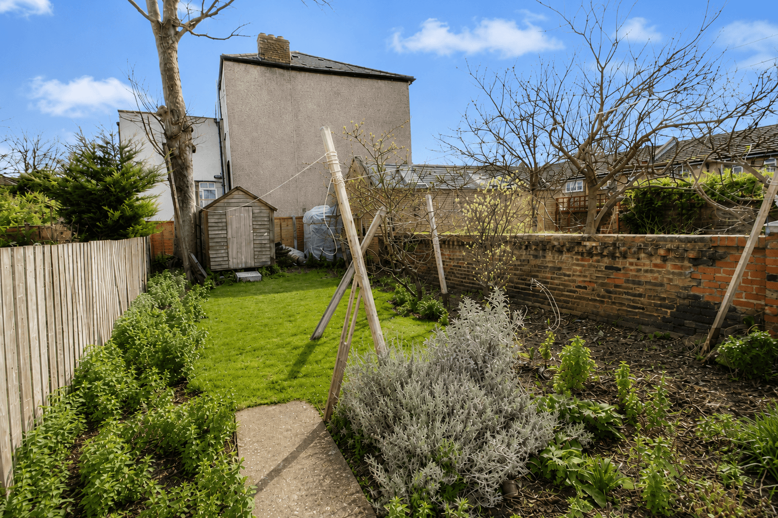 Flat Richmond Road in Greater London