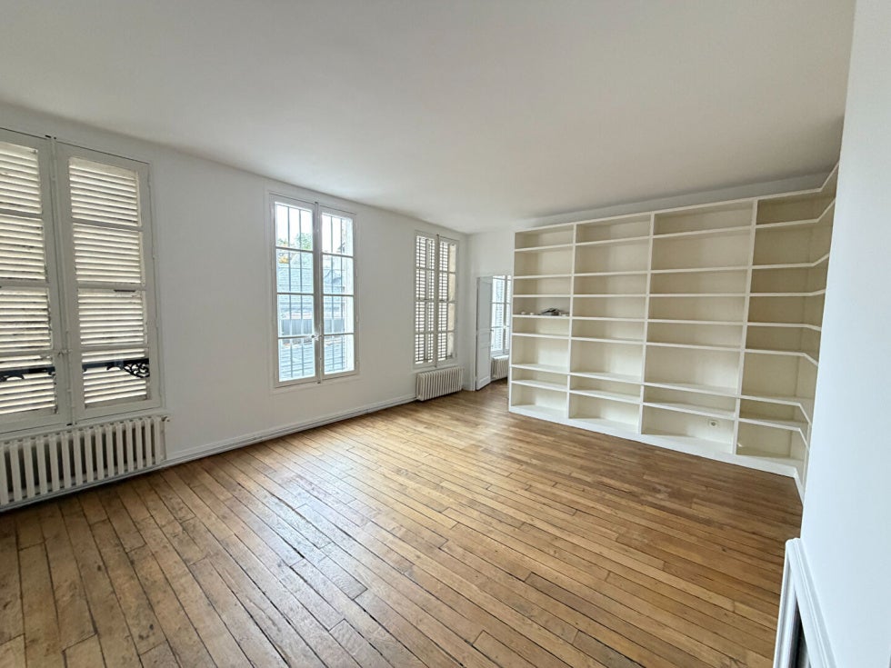 Flat Allée de la Providence in Versailles